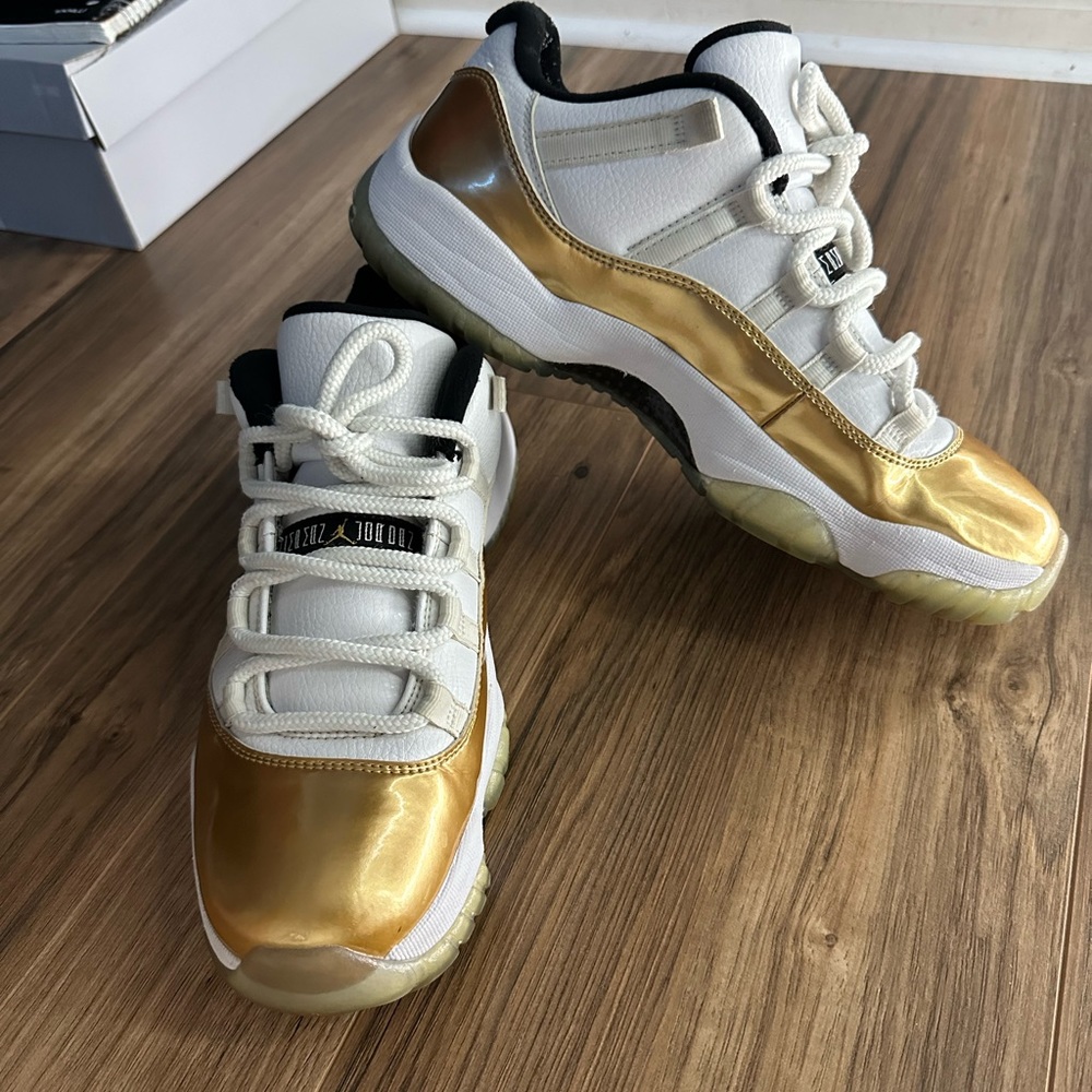 Jordan 11 Retro Low ‘Closing Ceremony’